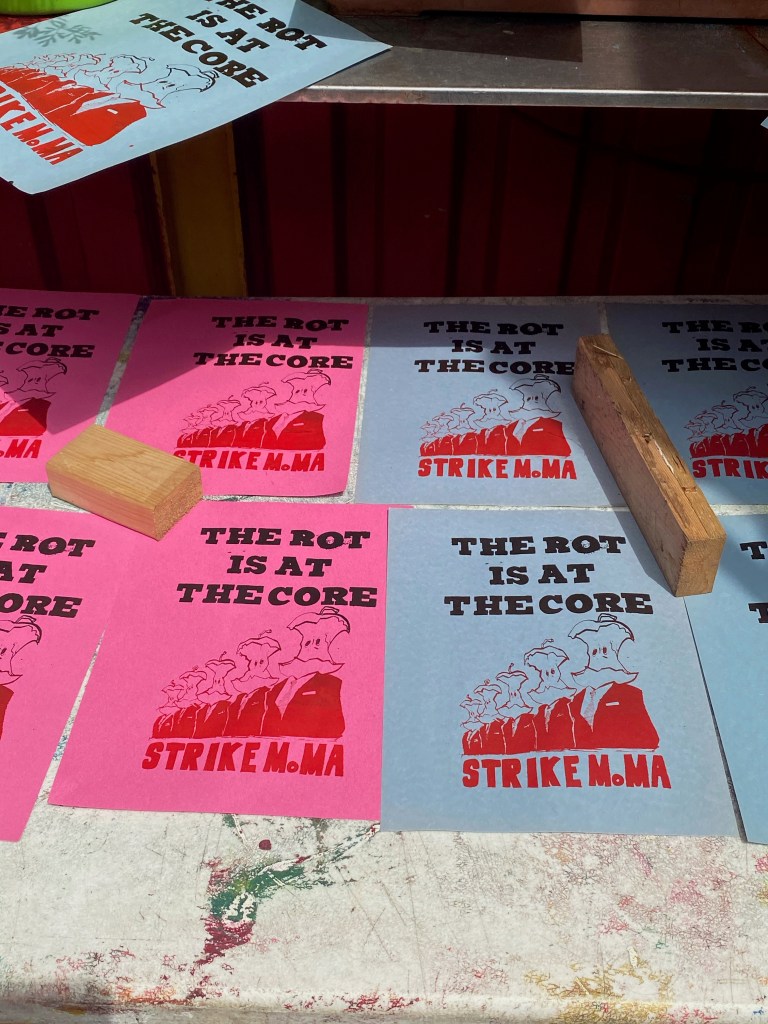Strike MoMA graphics printed on site with Mobile Print Power